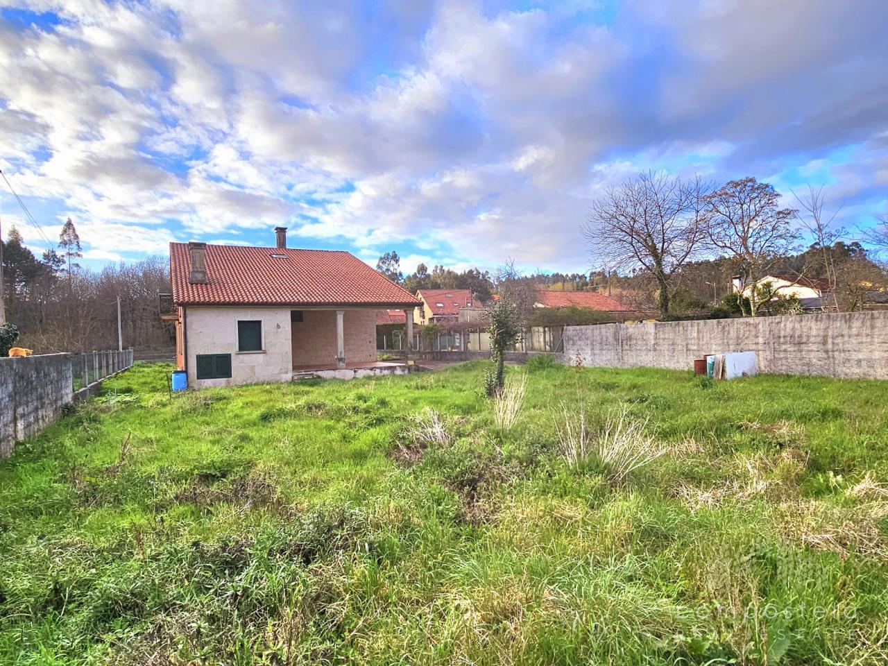 Fachada, parte de atrás  de vivienda