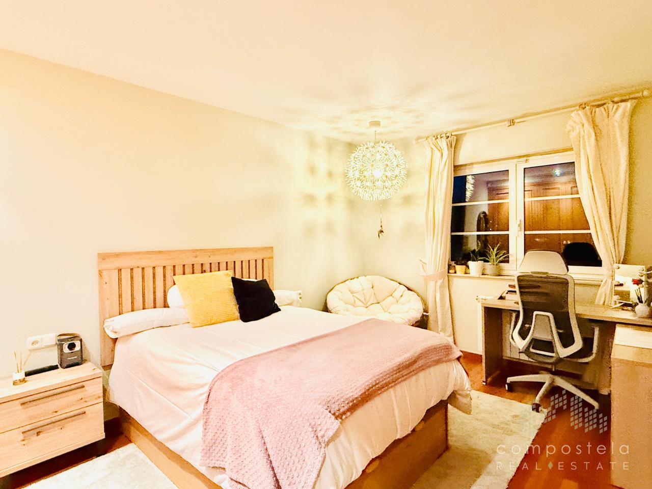 3º dormitorio, vistas a piscina privada, cenador y jardín