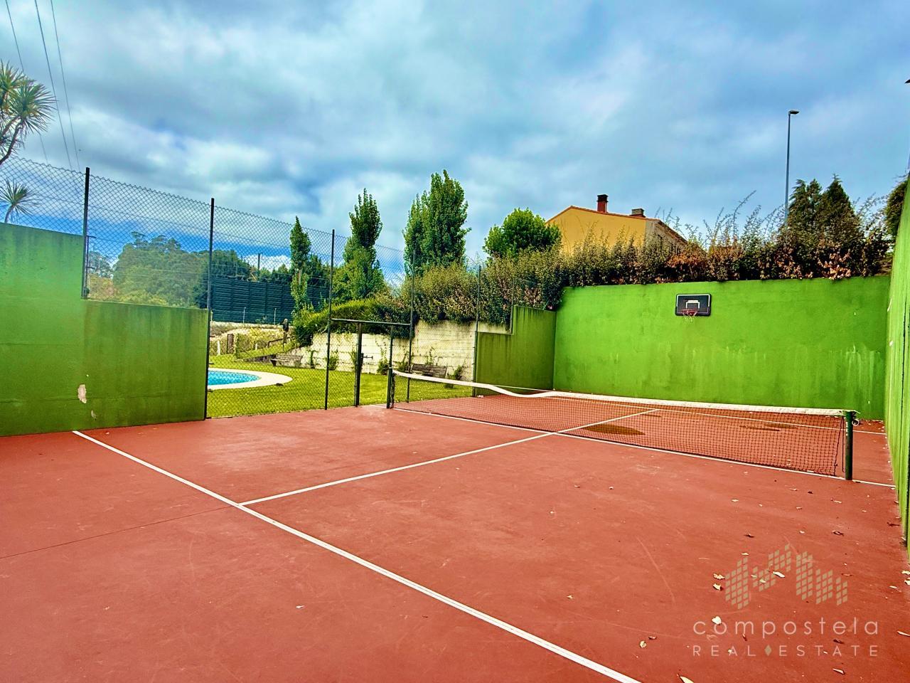 Pista de pádel, zonas comunitarias