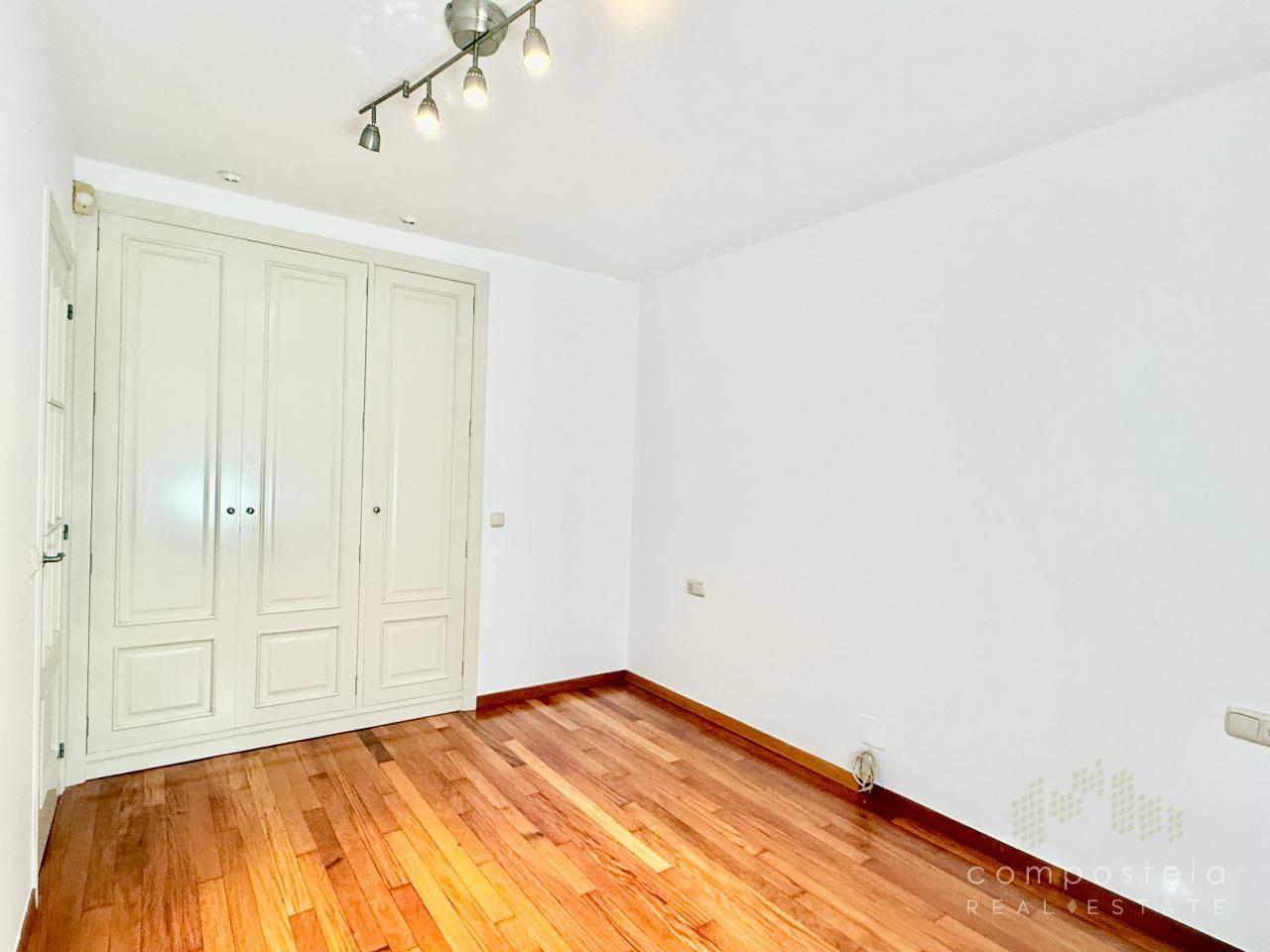 Armario empotrado en dormitorio de 1ª planta