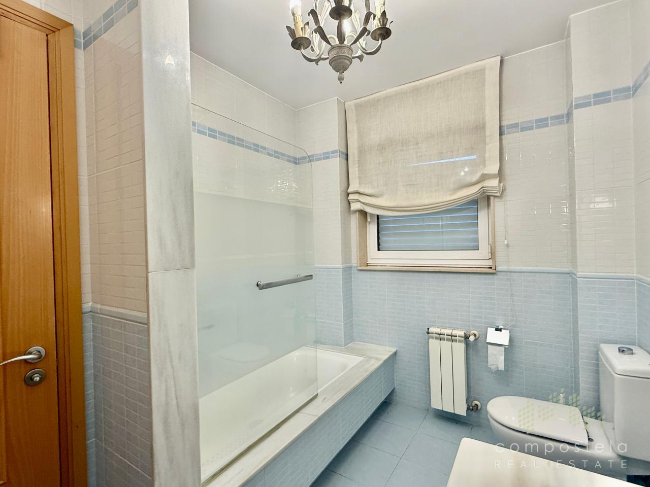 Baño general, primera planta