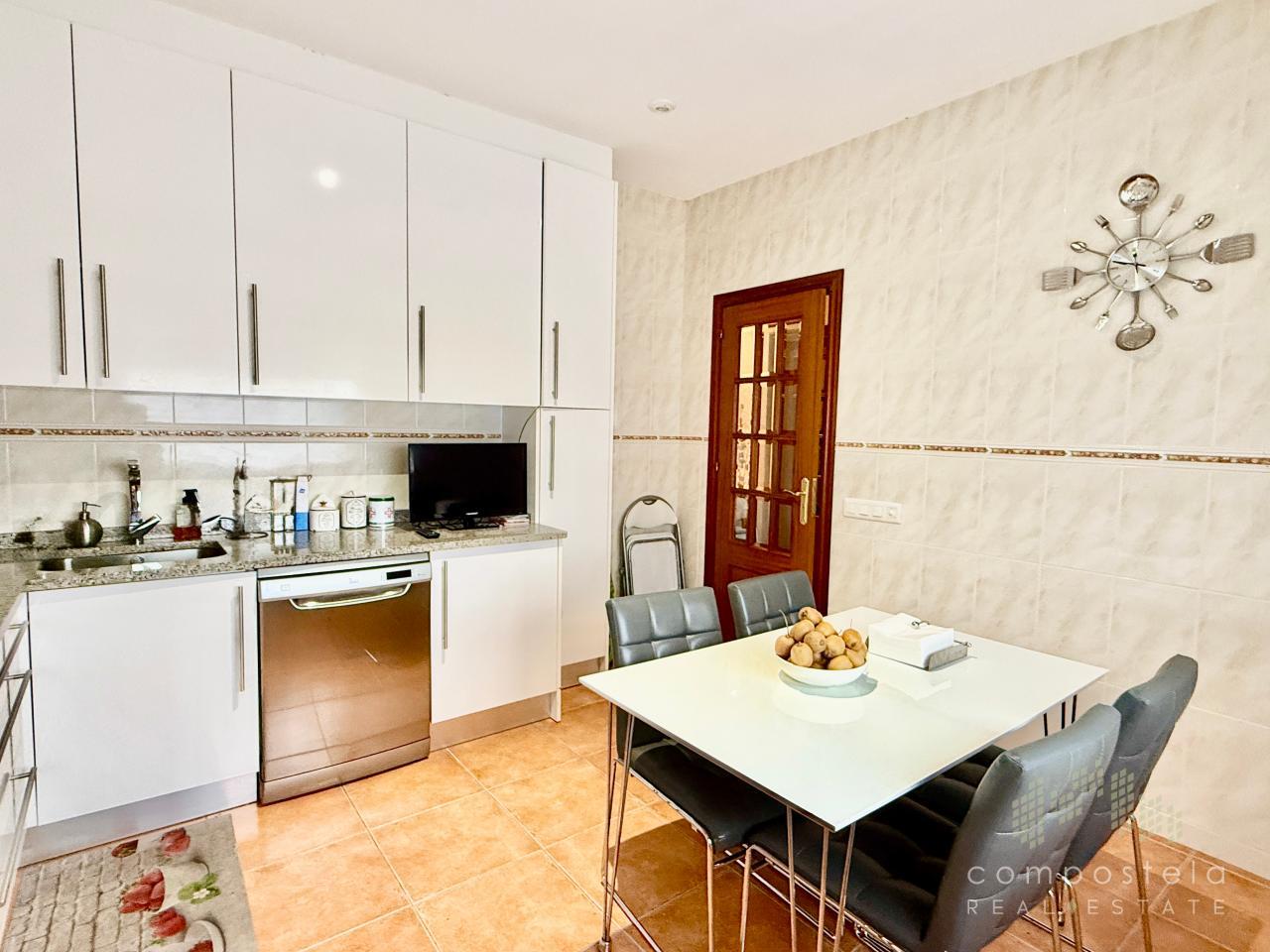 Cocina, estancia amplia en la que apetece estar