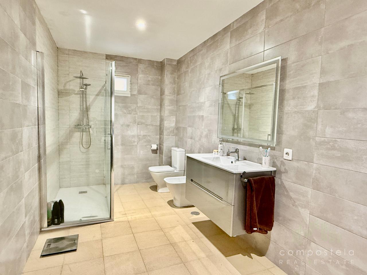 Baño en planta baja, calidad y comodidad