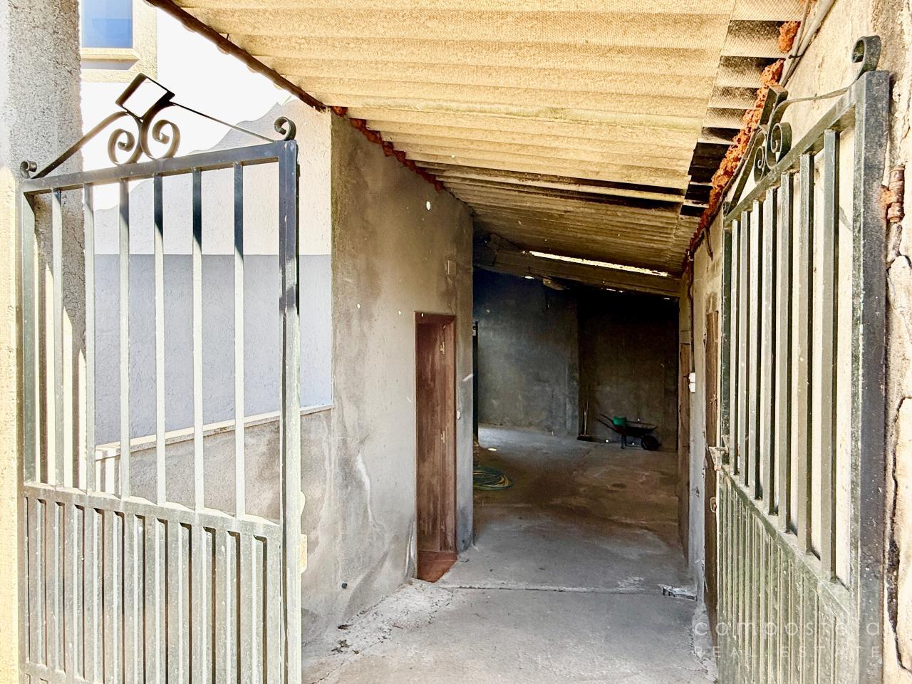 Alpendre, anexo a la casa