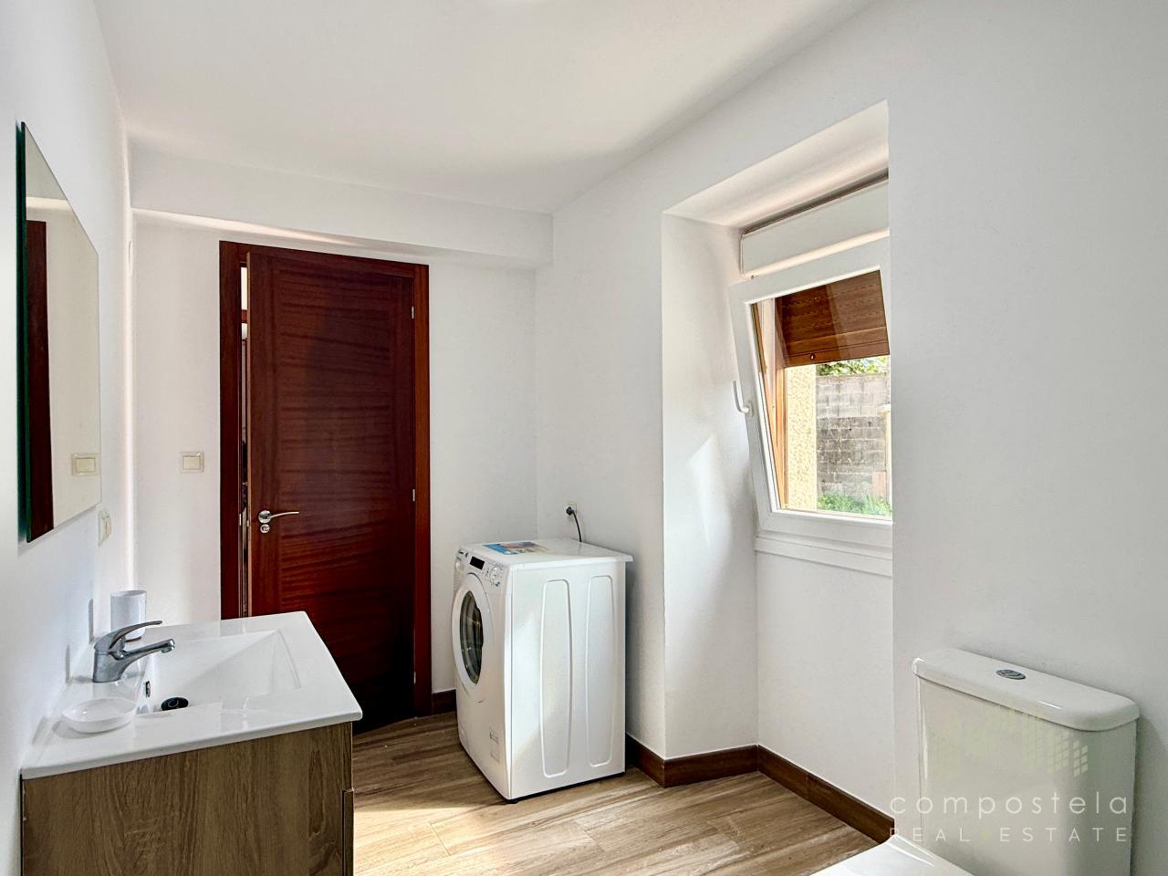 Baño acondicionado, Planta Baja