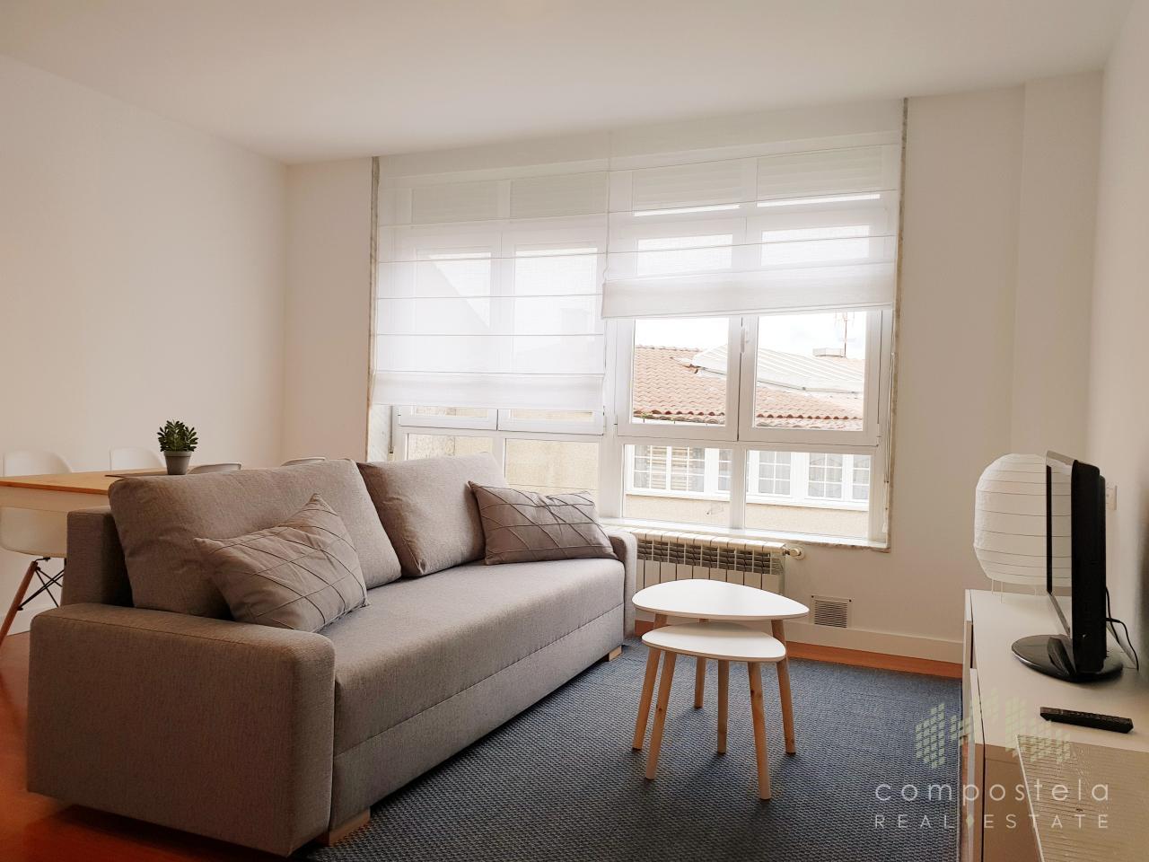 Salón comedor, cómodo sofá cama