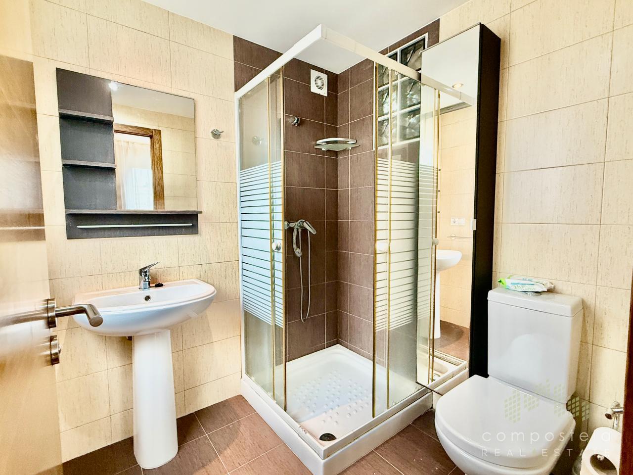 Baño incorporado en dormitorio