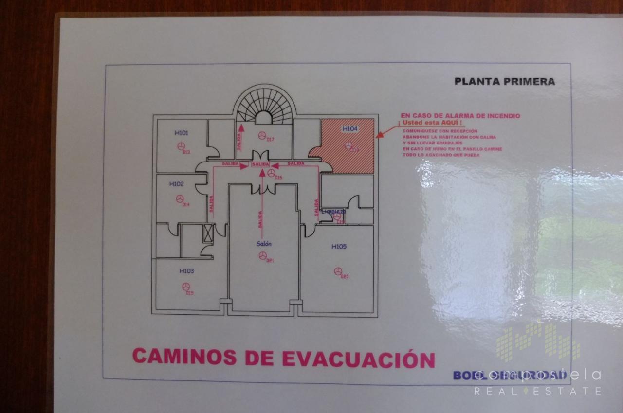5 dormitorios en planta 1ª con baño incorporado, TV y Teléfono