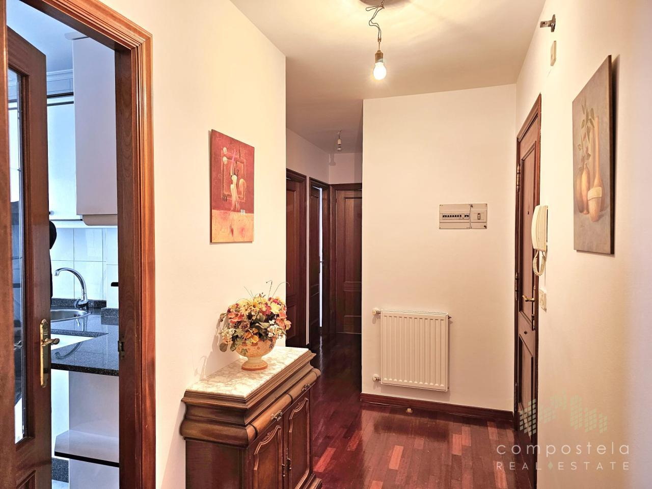 Hall, distribuidor