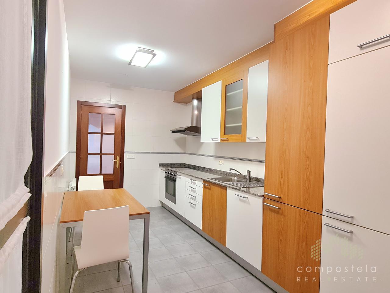 Mobiliario de cocina actual, funcional