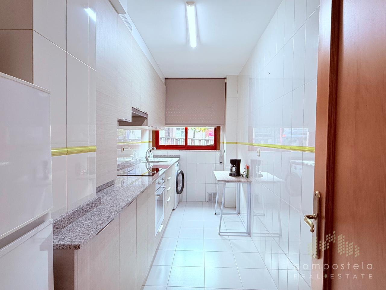 Luminosa cocina, mobiliario nuevo, impecable