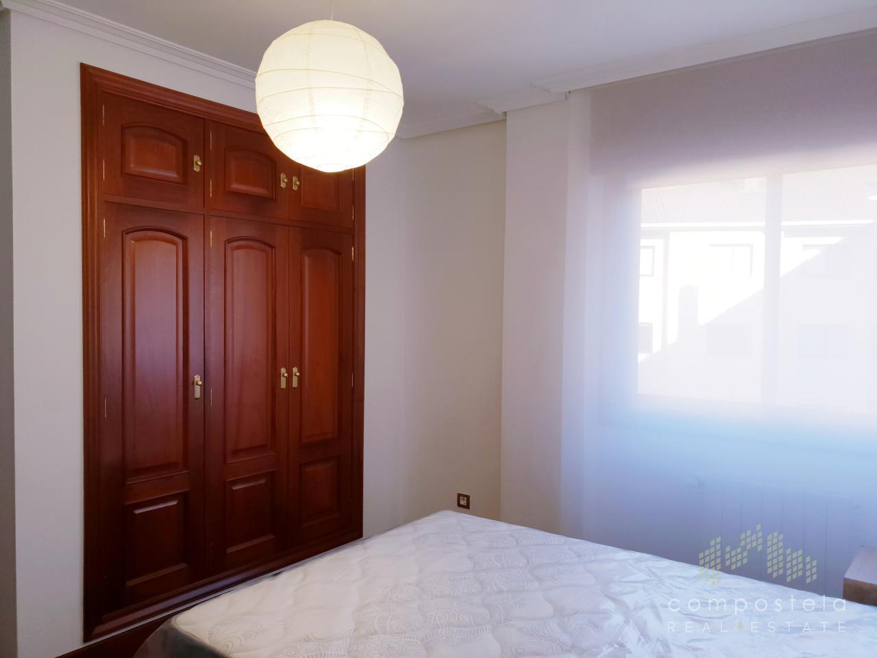 Dormitorio principal con armario