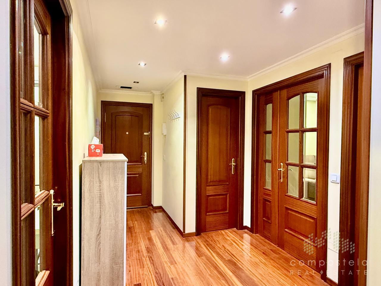 Hall, amplitud y comodidad