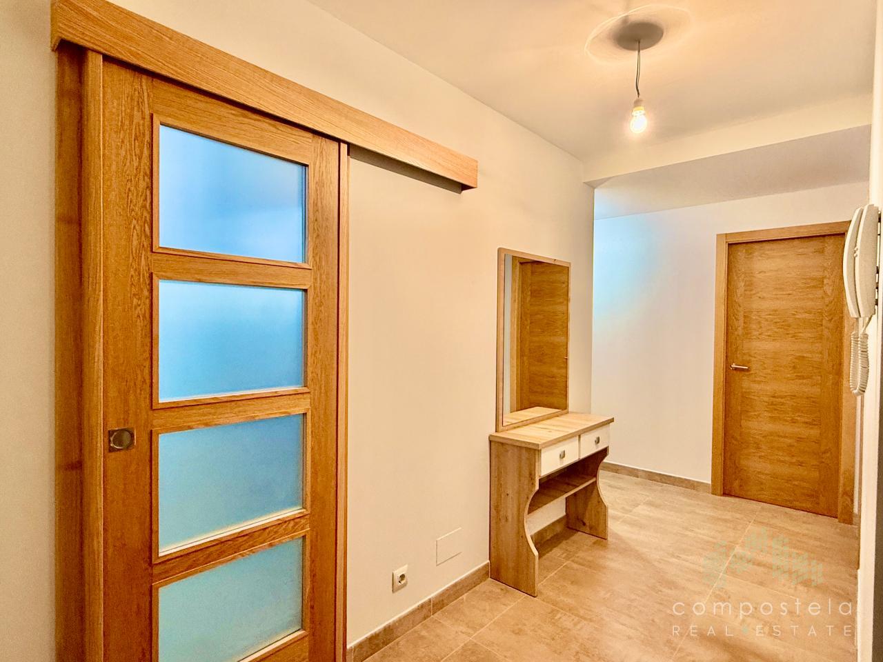 Acogedor y amplio hall