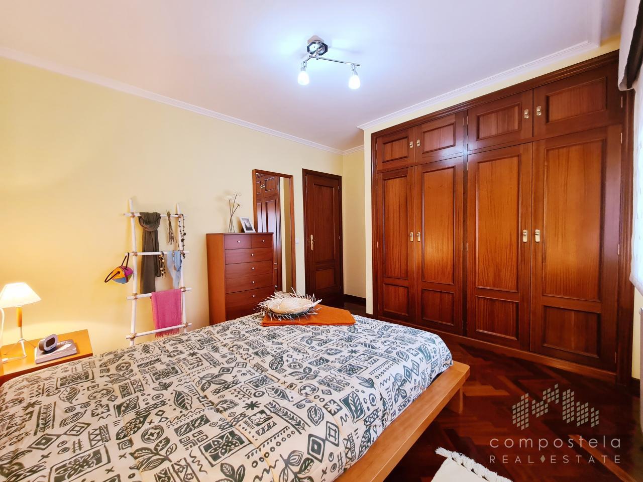 Excelente armario empotrado en dormitorio principal