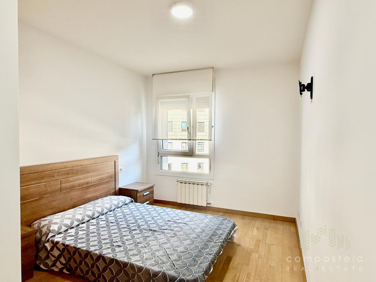 Amplio dormitorio principal, luz y vistas 