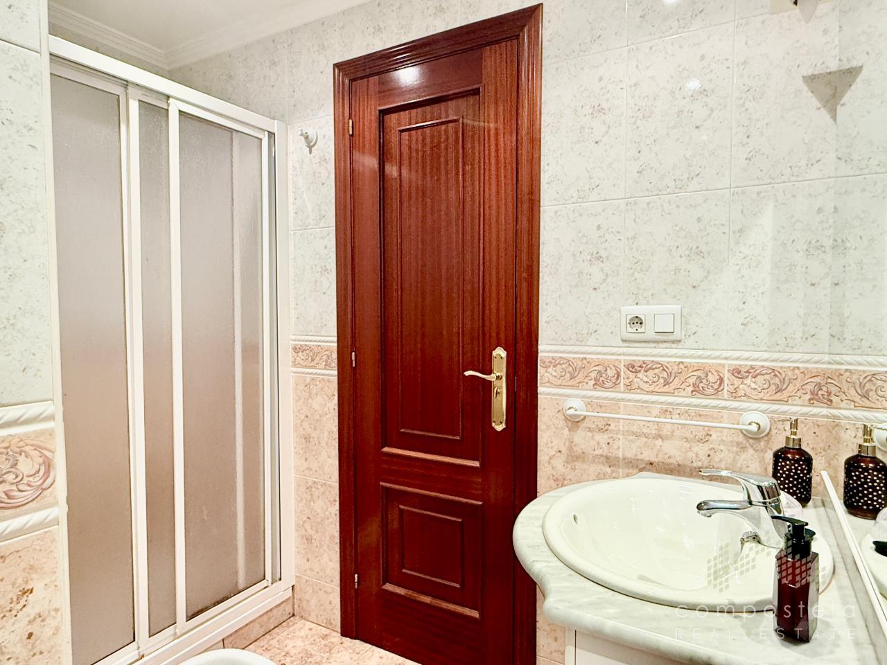 Cómodo baño general