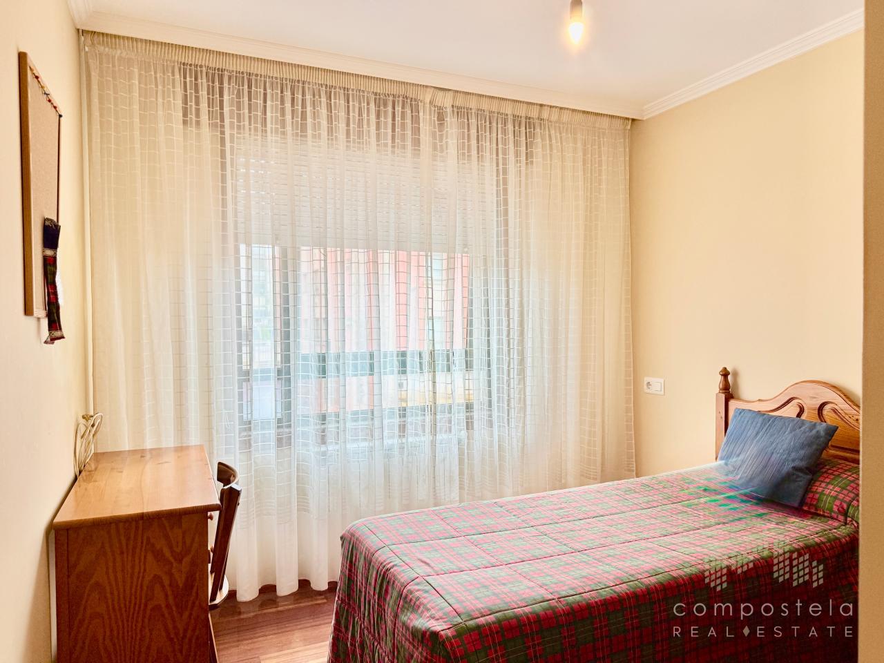1º Dormitorio, luz natural
