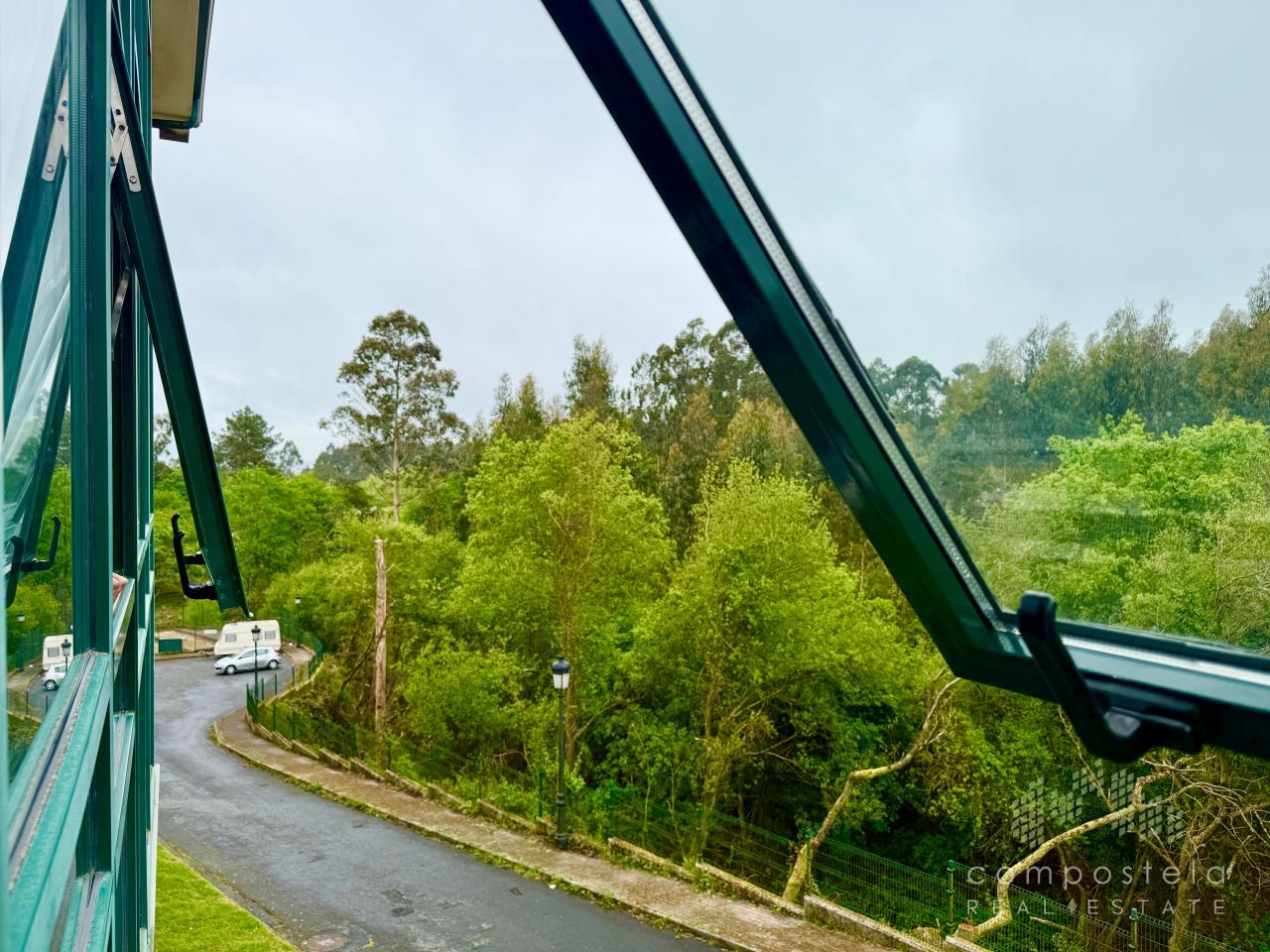 Vistas a zonas verdes, orientación suroeste