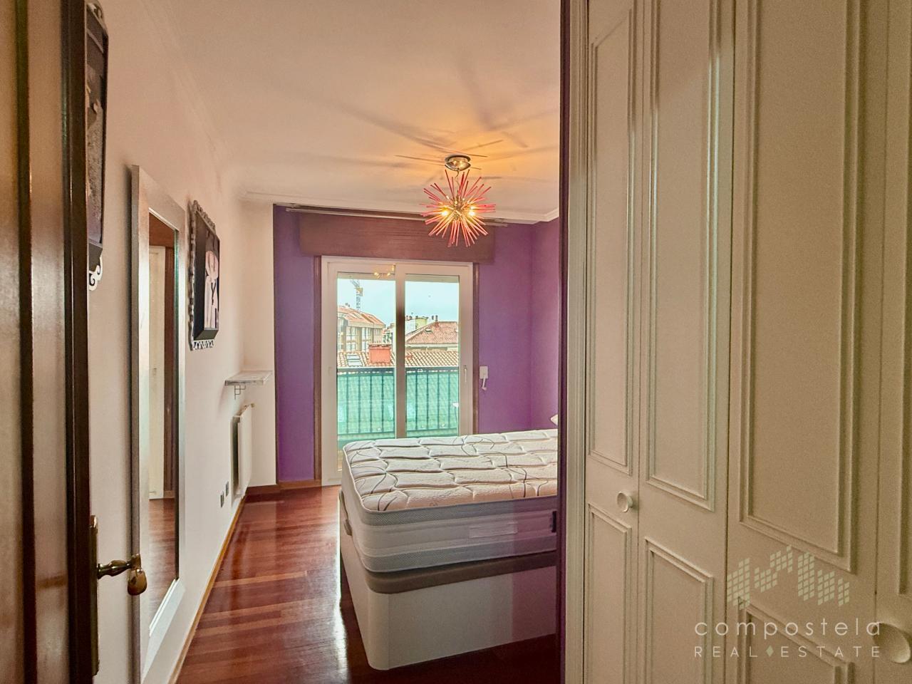 1º Dormitorio, salida a balcón