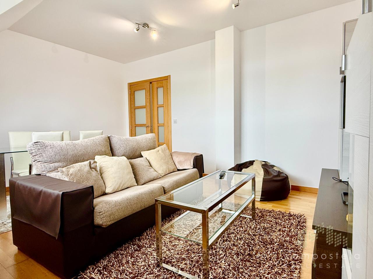 Salon comedor, acogedor y amplio