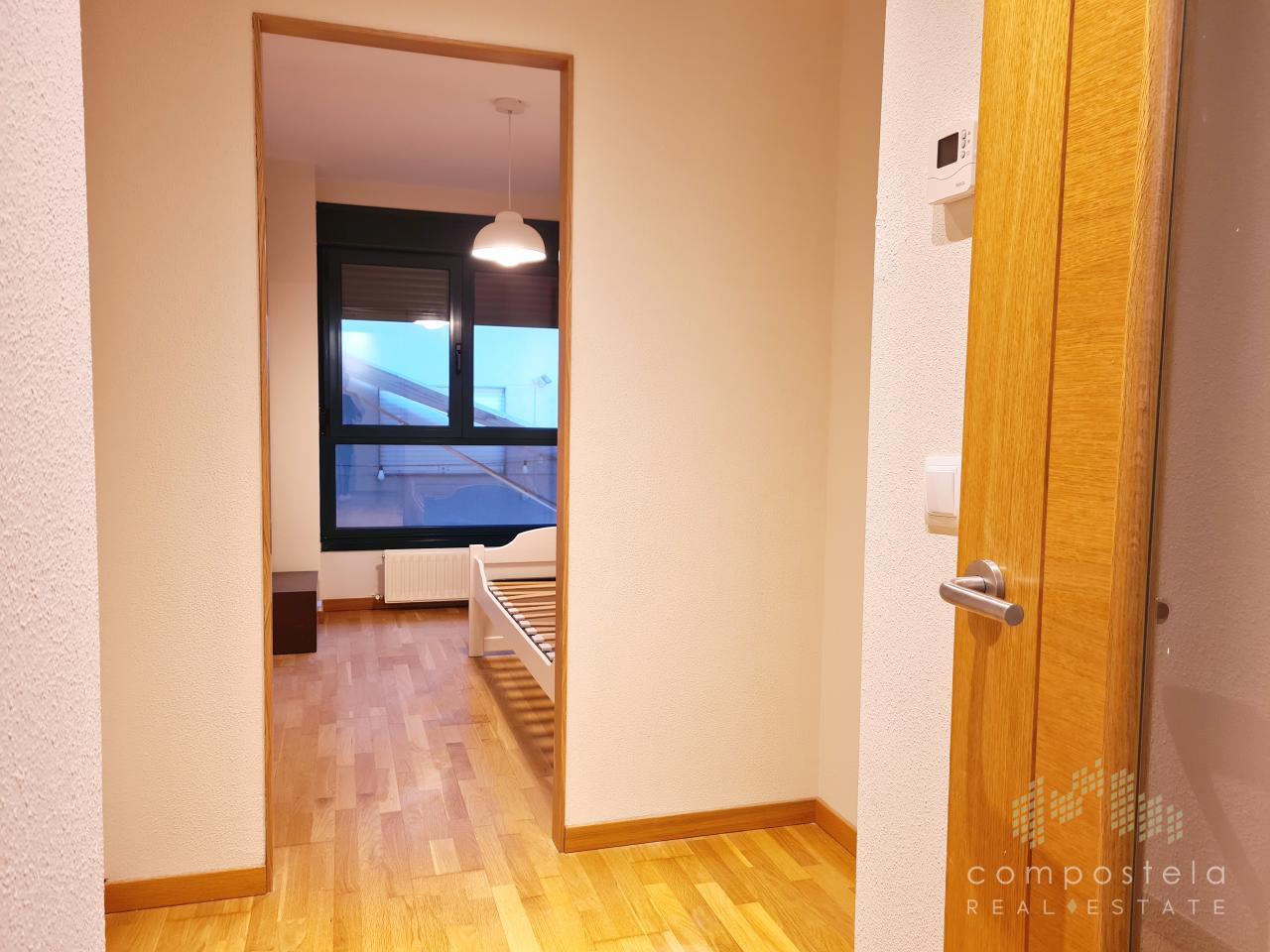 1º Dormitorio, luz natural
