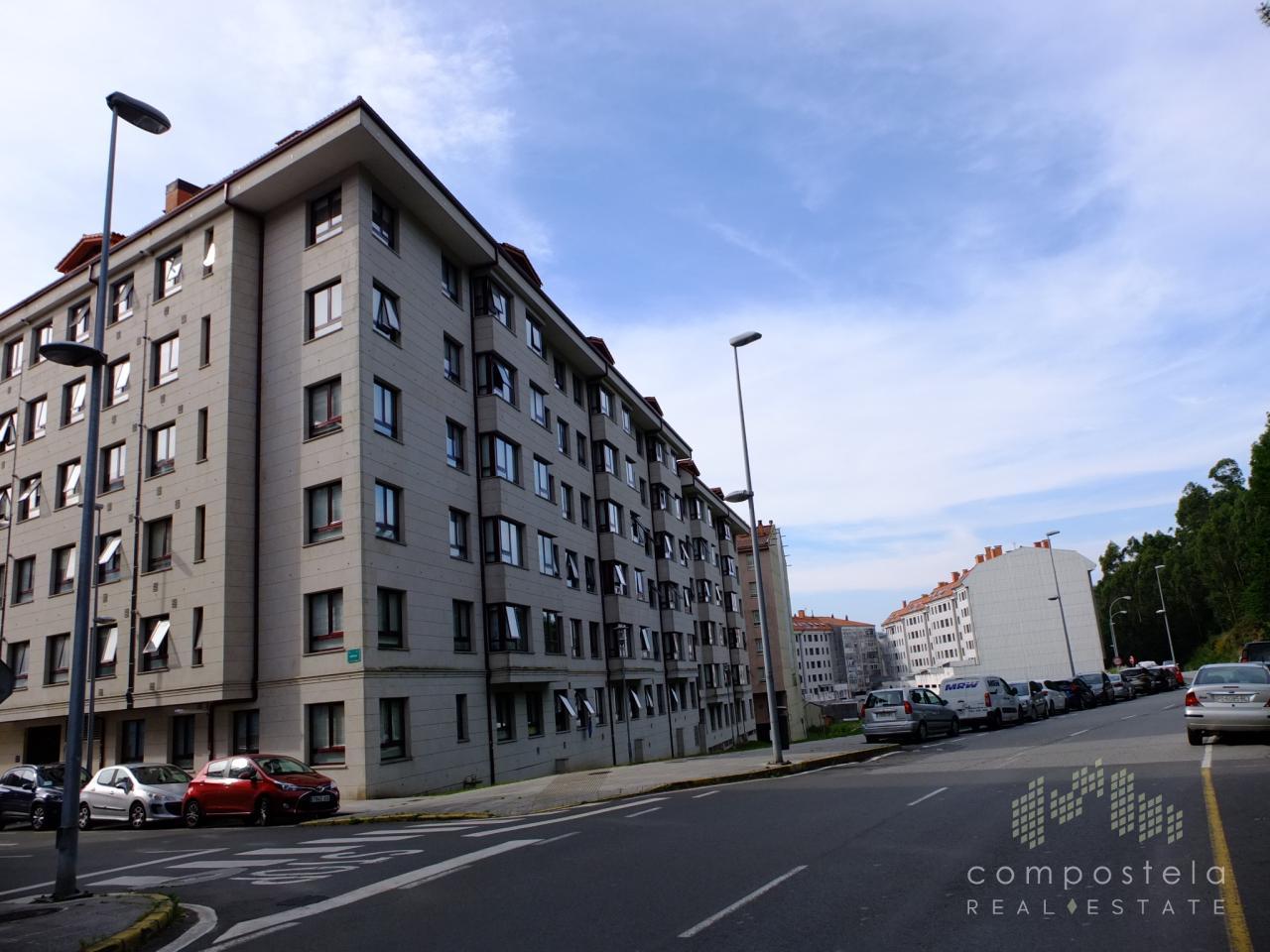 Fachada edificio, zona nueva y tranquila para vivir