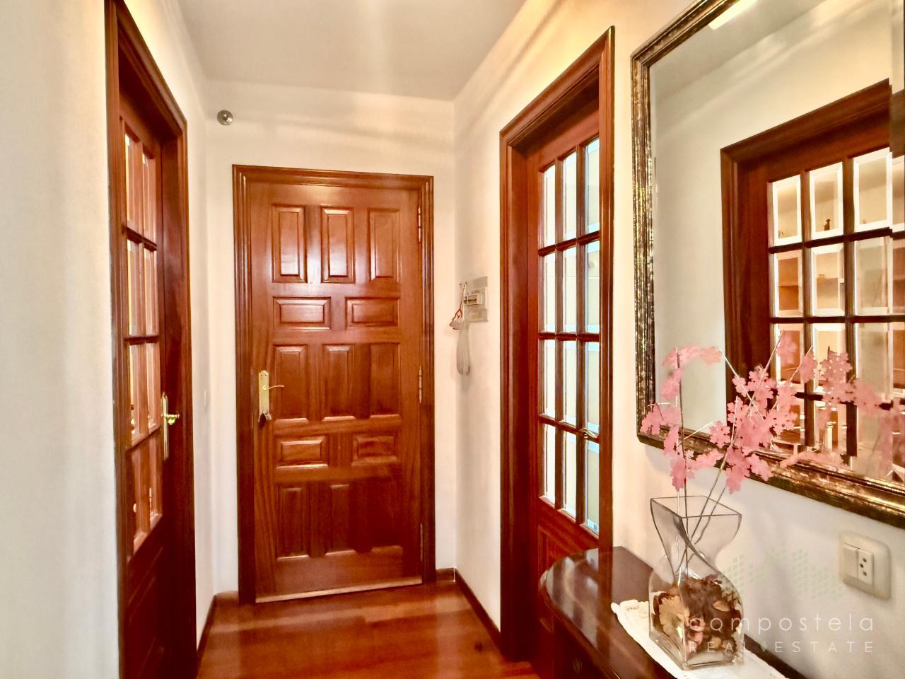 Amplitud en hall de vivienda
