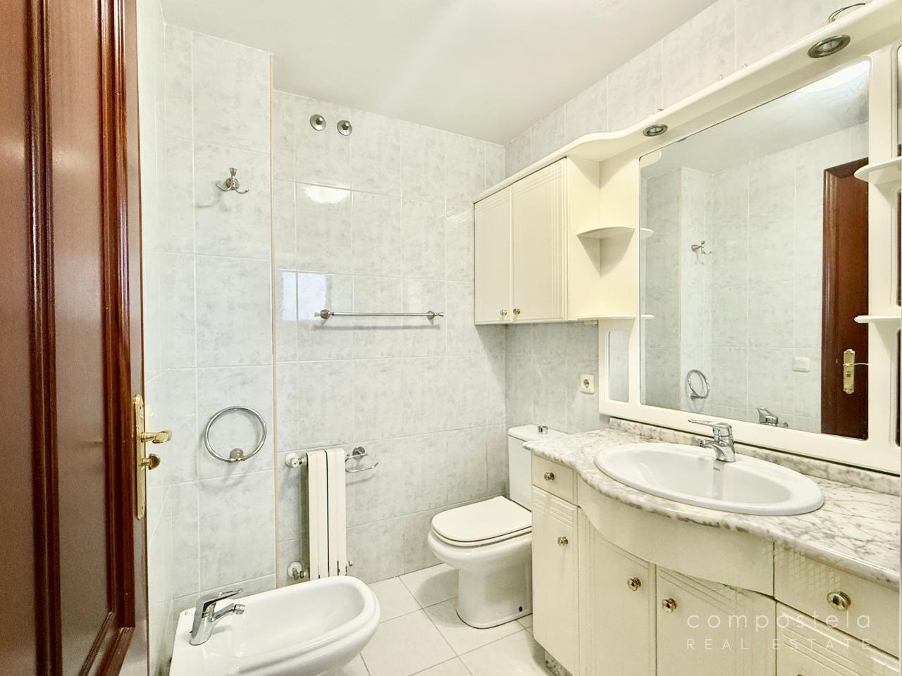 Baño acondicionado en dormitorio principal