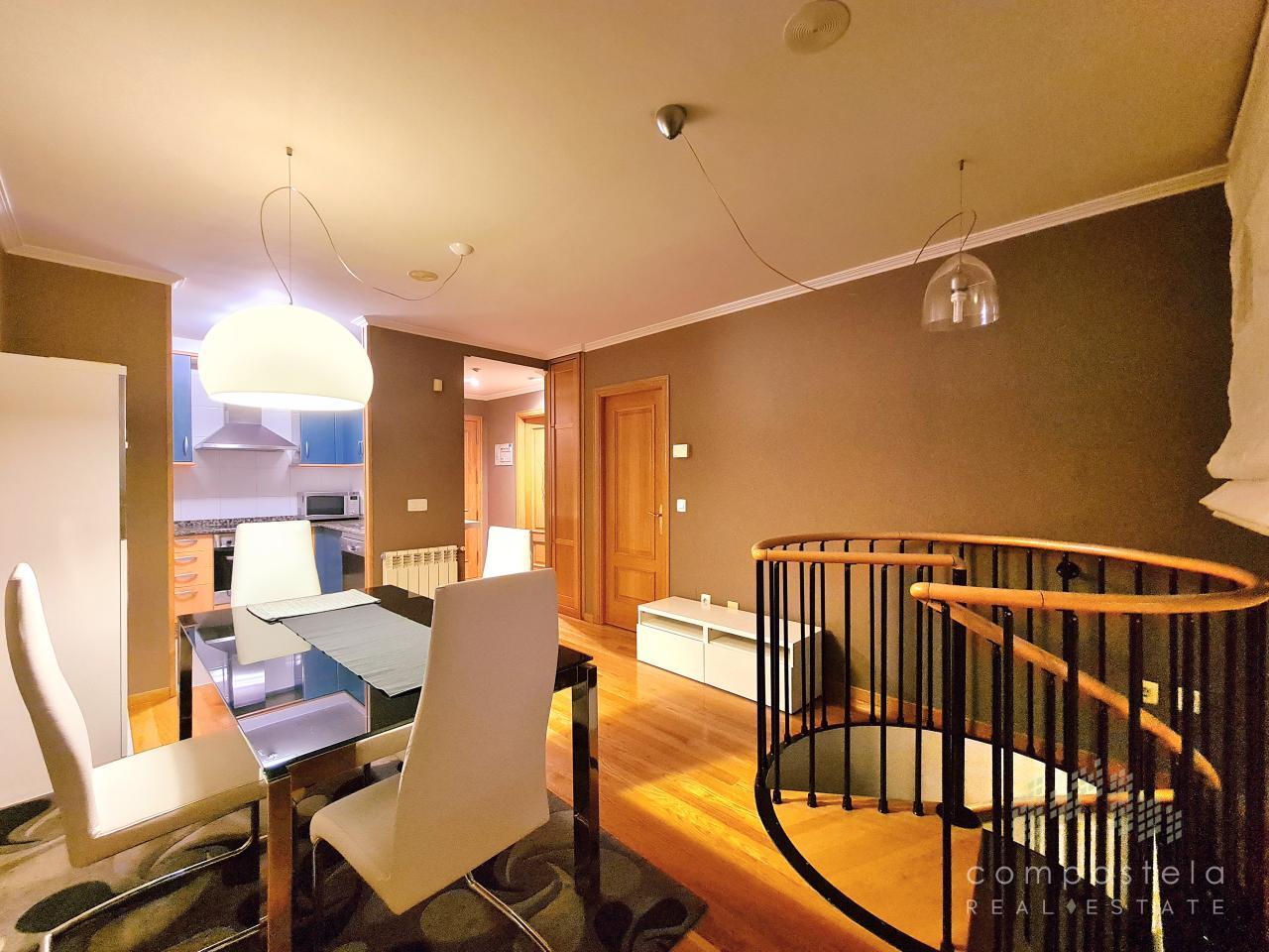 Planta superior: cocina, comedor,dormitorio,baño y tendedero